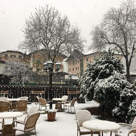 Albergo Garn\u00EC Cavento Pinzolo Exterior foto