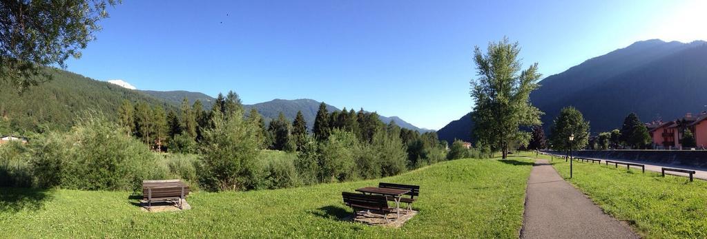 Albergo Garn\u00EC Cavento Pinzolo Exterior foto