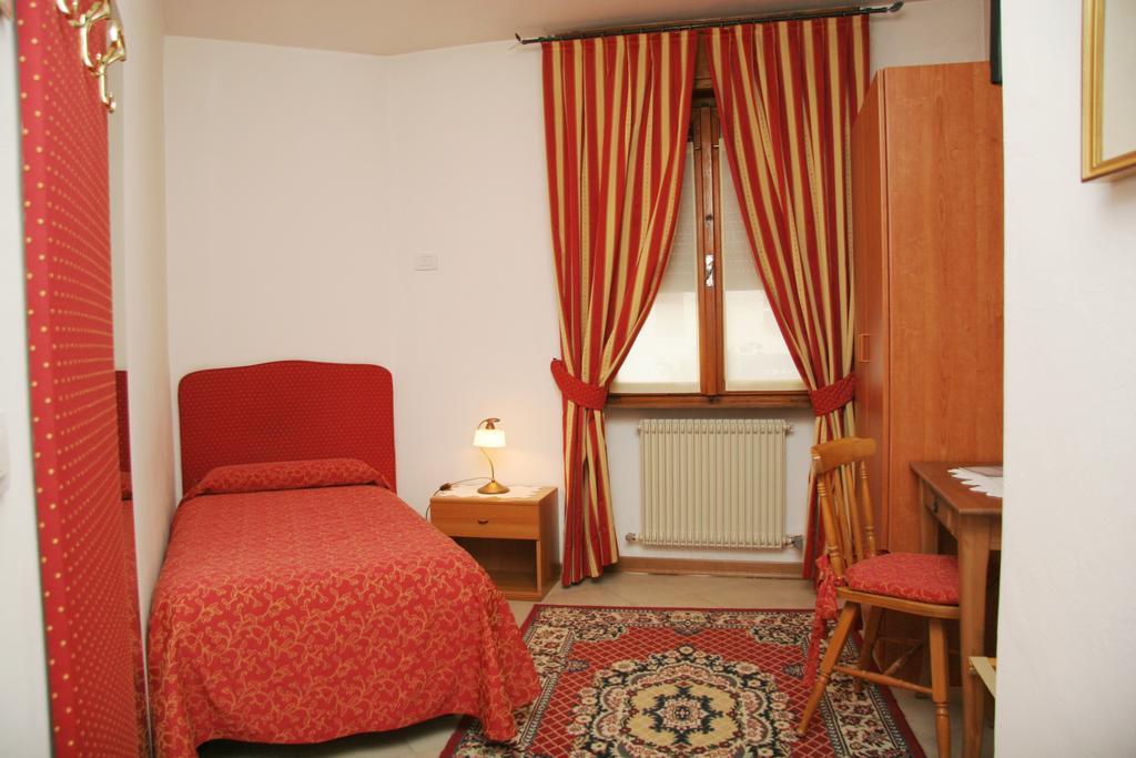 Albergo Garn\u00EC Cavento Pinzolo Exterior foto