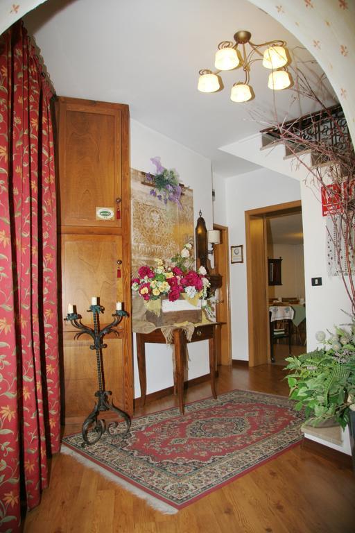Albergo Garn\u00EC Cavento Pinzolo Exterior foto
