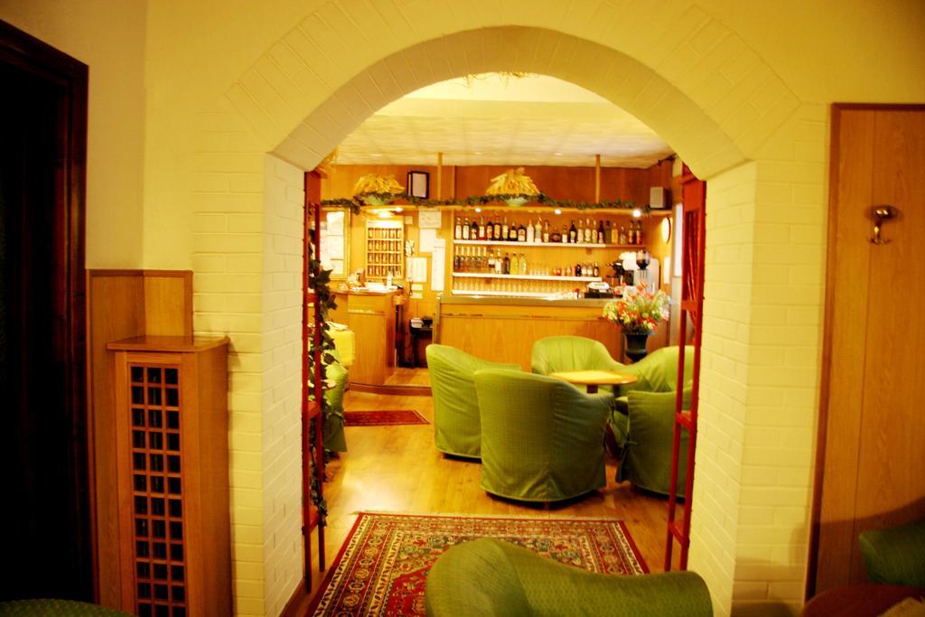 Albergo Garn\u00EC Cavento Pinzolo Exterior foto