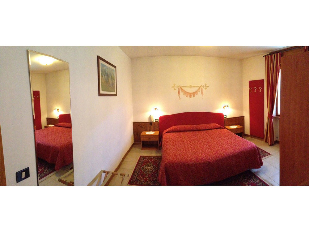Albergo Garn\u00EC Cavento Pinzolo Exterior foto
