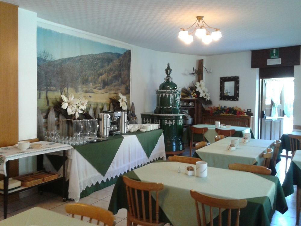Albergo Garn\u00EC Cavento Pinzolo Exterior foto